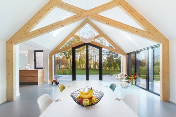 Rénovation d'une grange aux Pays-Bas par le Bureau Fraai