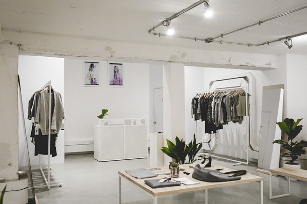 conseilsdeco-showroom-pedro-silva-interieur-arts-architecture-design-galerie-exposition-magasin-vetement-laboratoire-creation-nalca-01