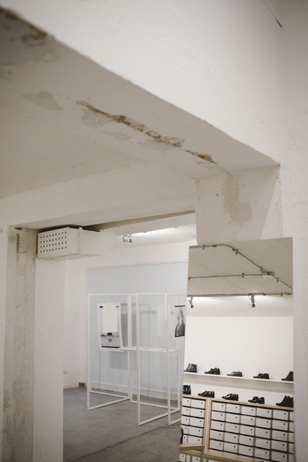 conseilsdeco-showroom-pedro-silva-interieur-arts-architecture-design-galerie-exposition-magasin-vetement-laboratoire-creation-nalca-08