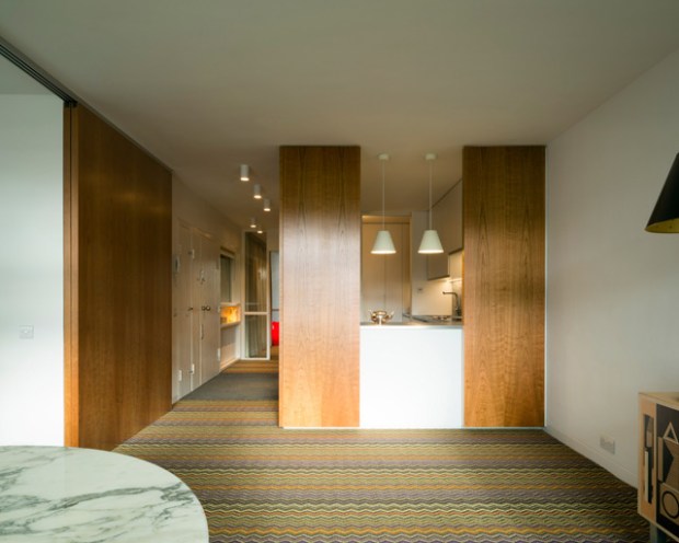 conseilsdeco-renovation-studio-architecture-interieur-azman-architects-londres-bois-cerisier-tapis-mobilier-style-appartement-visite-conseils-deco-03